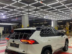 Сүрөт унаа Toyota RAV4