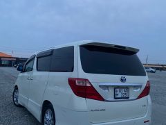 Фото авто Toyota Alphard