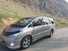 Фото авто Toyota Estima