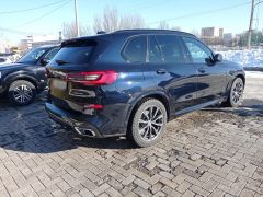 Photo of the vehicle BMW X5