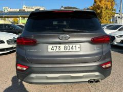 Photo of the vehicle Hyundai Santa Fe