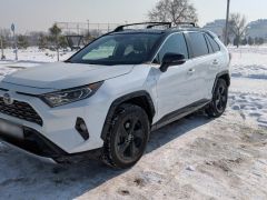 Сүрөт унаа Toyota RAV4