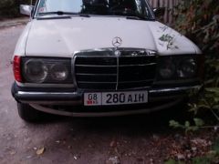 Фото авто Mercedes-Benz W123