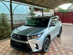 Сүрөт унаа Toyota Highlander