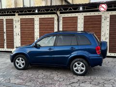 Сүрөт унаа Toyota RAV4