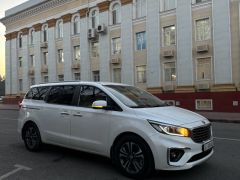 Фото авто Kia Carnival