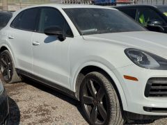 Сүрөт унаа Porsche Cayenne