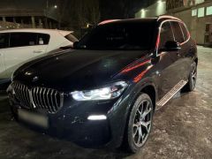 Photo of the vehicle BMW X5