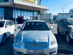 Фото авто Toyota Avensis