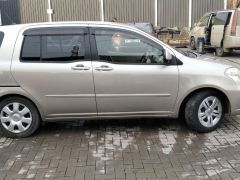 Фото авто Toyota Raum