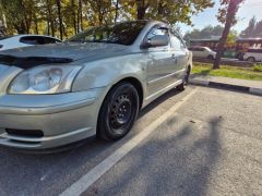 Сүрөт унаа Toyota Avensis