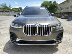 Фото авто BMW X7