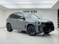 Photo of the vehicle BMW X5