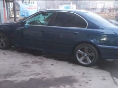 Photo of the vehicle BMW 5 Series