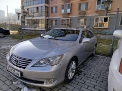 Photo of the vehicle Lexus ES