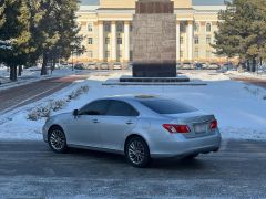 Photo of the vehicle Lexus ES