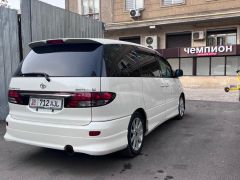 Photo of the vehicle Toyota Estima