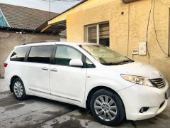 Сүрөт унаа Toyota Sienna