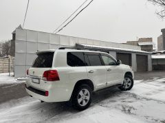 Photo of the vehicle Toyota Land Cruiser