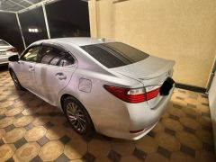 Photo of the vehicle Lexus ES