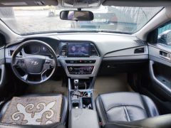 Photo of the vehicle Hyundai Sonata