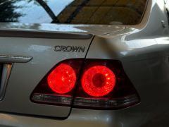 Сүрөт унаа Toyota Crown