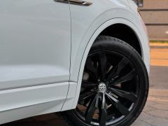 Фото авто Volkswagen Touareg