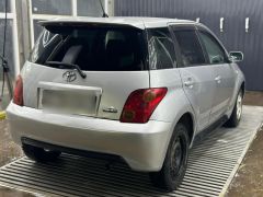 Фото авто Toyota Ist