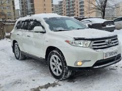 Фото авто Toyota Highlander