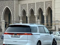 Сүрөт унаа Kia Carnival