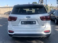 Сүрөт унаа Kia Sorento