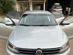 Photo of the vehicle Volkswagen Jetta