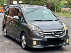 Фото авто Honda Stepwgn