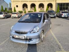 Фото авто Honda Fit