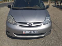 Сүрөт унаа Toyota Sienna