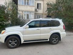 Photo of the vehicle Lexus GX