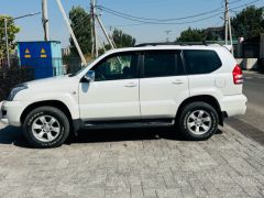 Сүрөт унаа Toyota Land Cruiser Prado