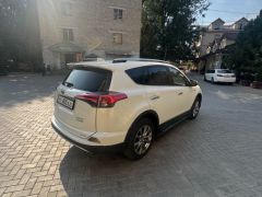 Сүрөт унаа Toyota RAV4