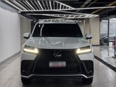 Сүрөт унаа Lexus LX