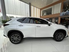 Photo of the vehicle Lexus NX