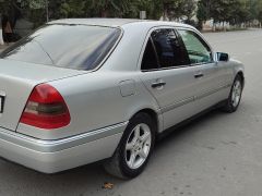 Сүрөт унаа Mercedes-Benz C-Класс