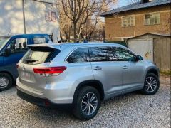 Photo of the vehicle Toyota Highlander