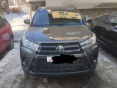 Сүрөт унаа Toyota Highlander