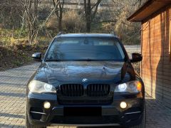 Photo of the vehicle BMW X5