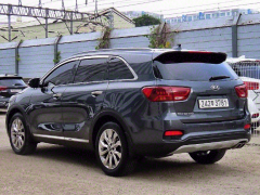 Сүрөт унаа Kia Sorento