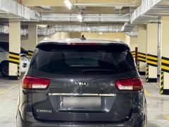 Фото авто Kia Carnival