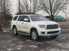 Сүрөт унаа Toyota Sequoia