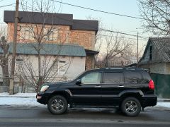 Photo of the vehicle Lexus GX