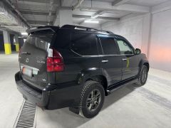 Photo of the vehicle Lexus GX