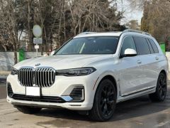 Фото авто BMW X7